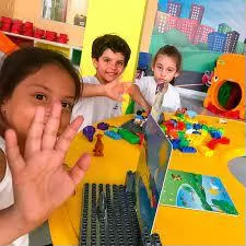 educação infantil, crianças brincando